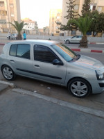 voitures-renault-clio-2-2004-mezghrane-mostaganem-algerie