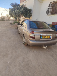 voitures-hyundai-accent-2013-gls-bouskene-medea-algerie