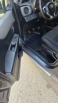 سيارات-toyota-yaris-2012-عين-الناقة-بسكرة-الجزائر