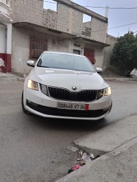 سيارات-skoda-octavia-2017-عين-فكرون-أم-البواقي-الجزائر
