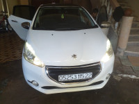 voitures-peugeot-208-2015-allure-sidi-bel-abbes-algerie