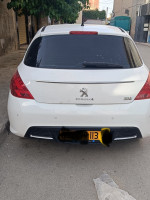 voitures-peugeot-308-2013-vti-chelghoum-laid-mila-algerie