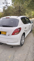 voitures-peugeot-207-2011-allure-setif-algerie