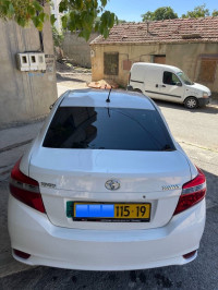 voitures-toyota-yaris-sedan-2015-ain-arnat-setif-algerie