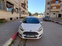 voitures-ford-fiesta-2014-annaba-algerie