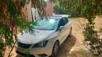 voitures-seat-ibiza-2013-fully-toit-ouvrant-algerie