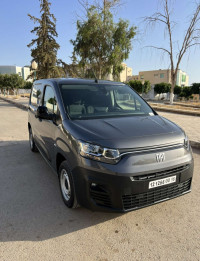 voitures-fiat-doblo-2024-italien-chlef-algerie