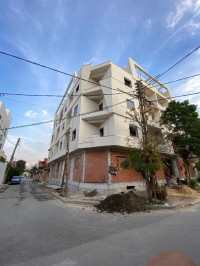 appartement-vente-f3-alger-el-harrach-algerie