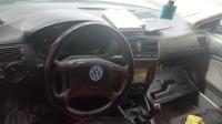 سيارات-volkswagen-golf-4-2000-مجانة-برج-بوعريريج-الجزائر