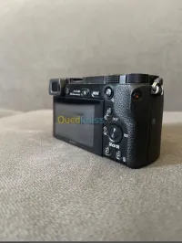 Sony Alpha (série A6000) + Objectif 16-50mm OSS