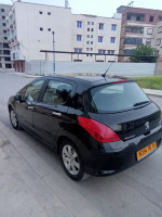 voitures-peugeot-308-2010-premium-bouira-algerie