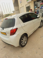 voitures-toyota-yaris-2016-ouargla-algerie