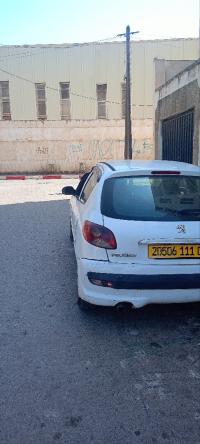 سيارات-peugeot-206-plus-2011-بوفاريك-البليدة-الجزائر