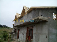 construction-travaux-charpente-en-bois-toiture-poses-tuiles-alger-centre-algerie