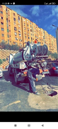Camion débouchage canalisation vidange 