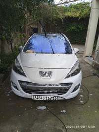 voitures-peugeot-207-2013-allure-cheraga-alger-algerie