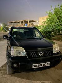 سيارات-nissan-x-trail-2010-الأغواط-الجزائر
