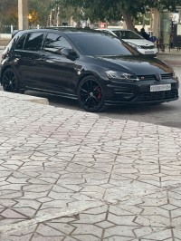 سيارات-volkswagen-golf-7-2019-r-line-الحاسي-باتنة-الجزائر