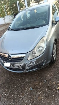 سيارات-opel-corsa-2011-المرادية-الجزائر