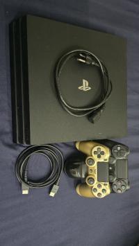 أجهزة-ألعاب-الفيديو-playstation-4-pro-1-to-excellent-etat-2-manettes-originales-الطاهير-جيجل-الجزائر