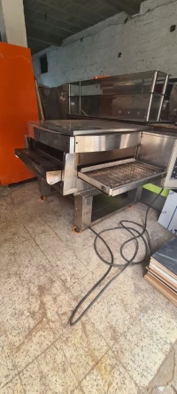 Four pizza tapis