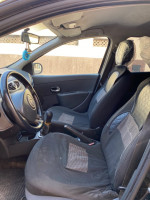 voitures-renault-clio-3-2011-tlemcen-algerie