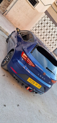 voitures-seat-leon-2019-fr-batna-algerie