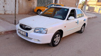 voitures-hyundai-accent-2012-gls-bechar-algerie