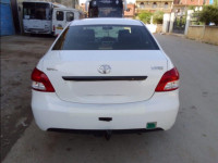 voitures-toyota-yaris-sedan-2012-annaba-algerie