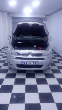 voitures-citroen-berlingo-2015-bordj-bou-arreridj-algerie