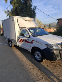 utilitaire-toyota-hilux-2015-legend-dc-4x2-bordj-menaiel-boumerdes-algerie