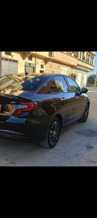 voitures-fiat-tipo-sedan-2024-life-maghnia-tlemcen-algerie