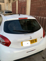 voitures-peugeot-208-2013-hammamet-alger-algerie