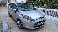 voitures-ford-fiesta-2013-dely-brahim-alger-algerie