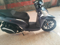 motos-et-scooters-sym-st-200-2024-ksar-boukhari-medea-algerie