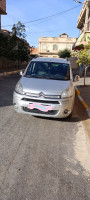 voitures-citroen-berlingo-2015-hammam-bouhadjar-ain-temouchent-algerie