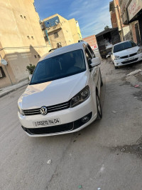 voitures-volkswagen-caddy-2014-ain-mlila-oum-el-bouaghi-algerie