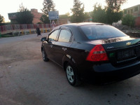 voitures-chevrolet-aveo-4-portes-2014-bouira-algerie