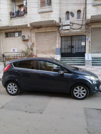 voitures-ford-fiesta-2011-dar-el-beida-alger-algerie