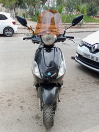 motos-et-scooters-piaggio-fly-100-cc-2013-saoula-alger-algerie