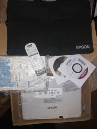 Datashow Epson EB-1771W wifi intégré ultra portable