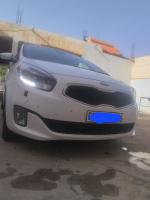 سيارة-صالون-عائلية-kia-carens-2016-premium-الجلفة-الجزائر