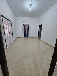 appartement-location-f4-alger-centre-algerie