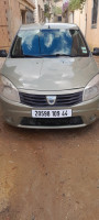 voitures-dacia-sandero-2009-khemis-miliana-ain-defla-algerie