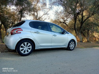 voitures-peugeot-208-2012-access-reghaia-alger-algerie