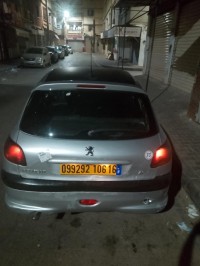 سيارات-peugeot-206-2006-دار-البيضاء-الجزائر