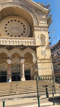 شقة-كراء-طابق-فيلا-3-غرف-الجزائر-وسط