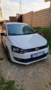 voitures-volkswagen-polo-2011-style-boumerdes-algerie