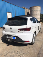 voitures-seat-leon-2014-reference-tazmaltdaira-bejaia-algerie