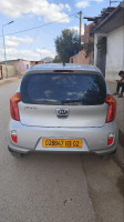 voitures-kia-picanto-2013-pop-sidi-akkacha-chlef-algerie